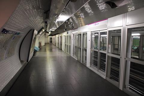 Paris metro Line 4 (Photo Jérémie Anne) (1)