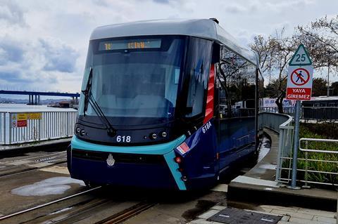 tr-Istanbul T5 tram line-Eyüpsultan