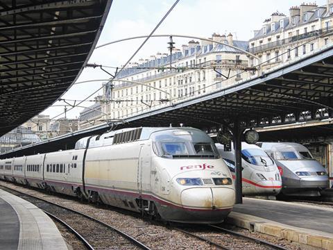 Spanish AVE, Germany ICE and French TGV high speed trains at Paris Est station (Photo: Christophe Masse).