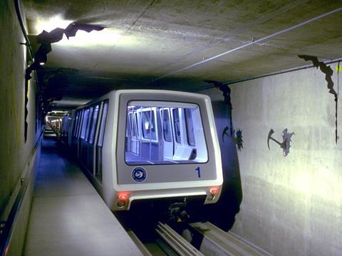 tn_us-denver_airport_peoplemover.jpg