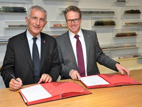 tn_eu-sncf_and_sbb_sign_geneve_rer_agreement.jpg