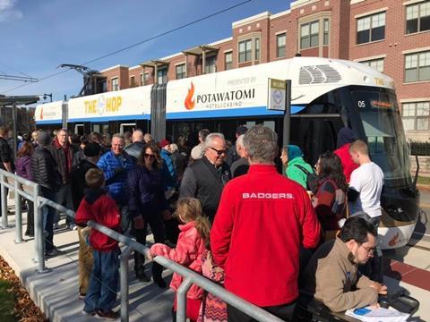 us-milwaukee_streetcar_opening.jpg