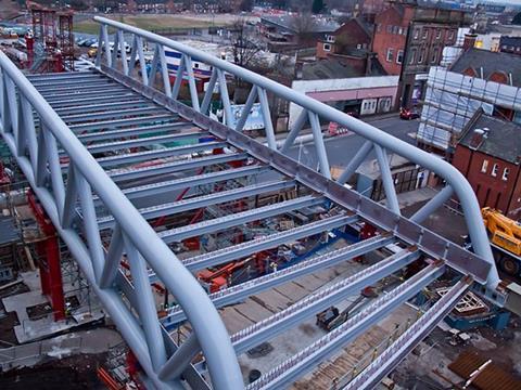 Construction of the Karlsruhe Friendship Bridge in Nottingham.
