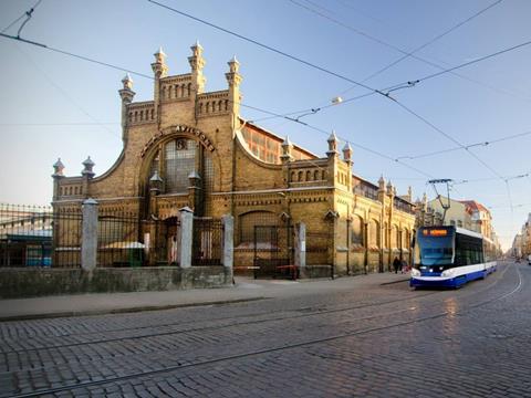 tn_lv-riga_skoda_tram.jpg