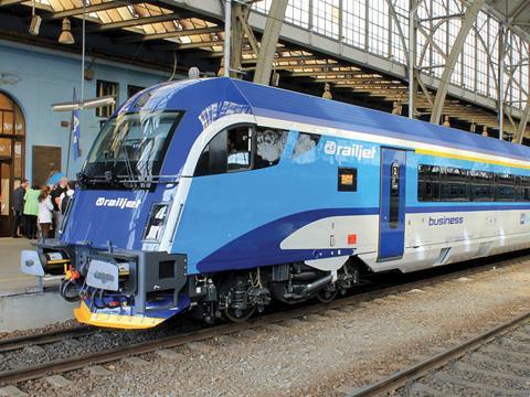 CD Siemens Viaggio Comfort push-pull train.