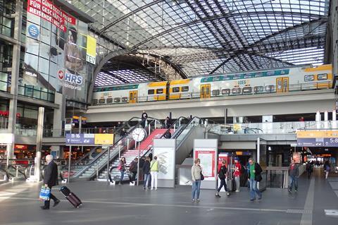 The ALLRAIL association of independent passenger train operators and retailers has called on EU member states to ensure that market-dominant incumbent operators share their data with third party journey planning and ticket selling platforms.