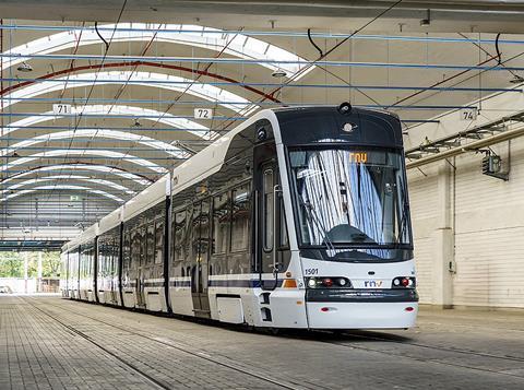 Mannheim Skoda ForCity Smart 38T tram (Photo Skoda) (2)