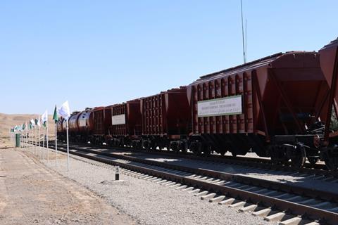 Towraghondi train (Photo Goverment of Turkmenistan)