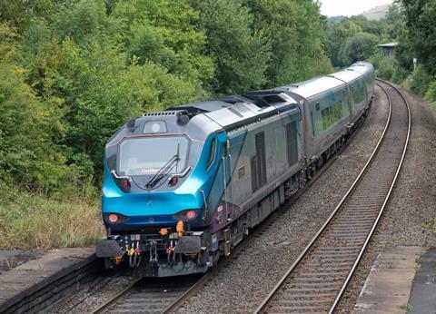 TPE Mk5a set & 68024 at Hope on South Pennine route 170822 B