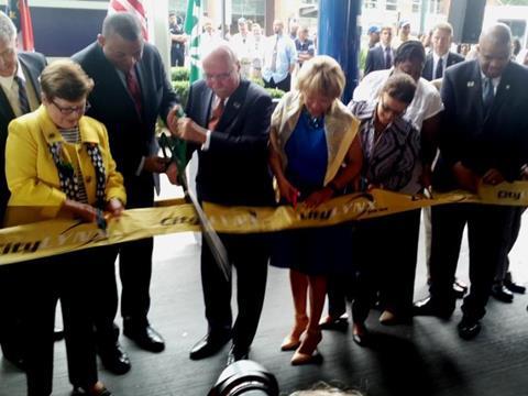 tn_us-charlotte_streetcar_ribbon_cutting.jpg