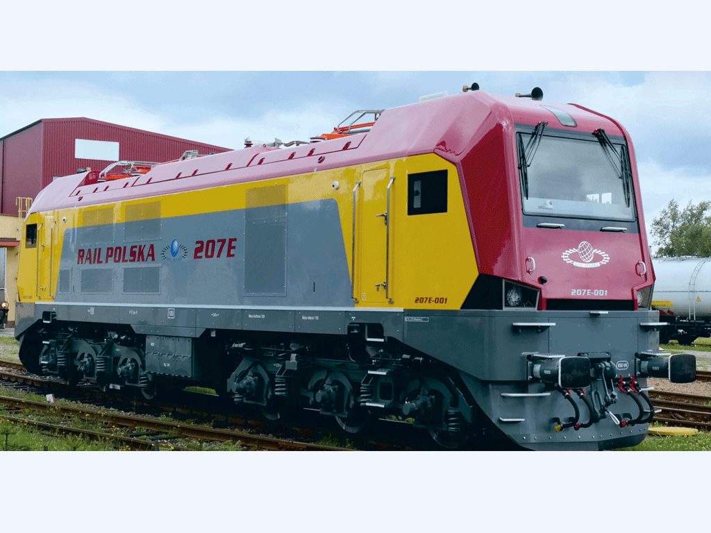 Certification testing has started with a Type 207E electric freight locomotive which Rail Polska has produced by extensively rebuilding an Lugansk-built M62M diesel locomotive